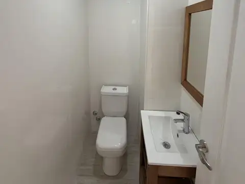 Depto Tipo Casa en Venta en Villa del Parque, USD 230.000