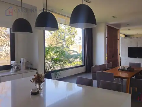 Buenos Aires Village - Casa en Bella Vista
