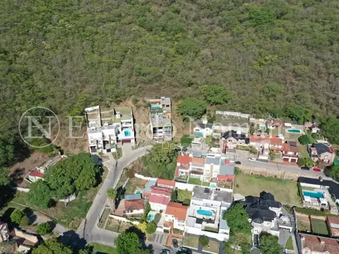 Terreno en Venta en Barrio Tres Cerritos, USD 105.000