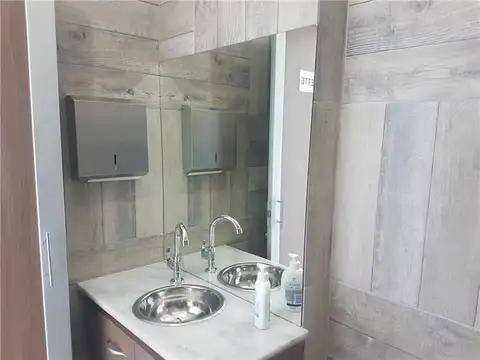 Avenida Alsina  al 500