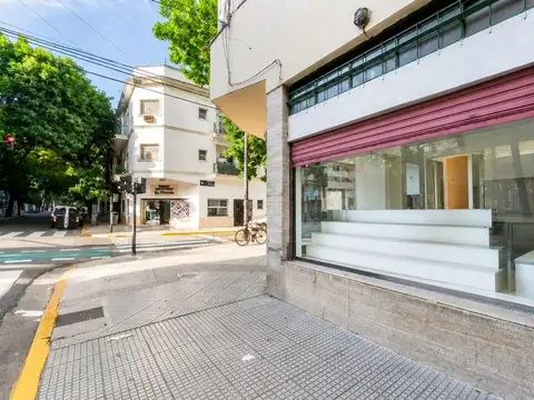 Avenida Carlos Calvo 1500