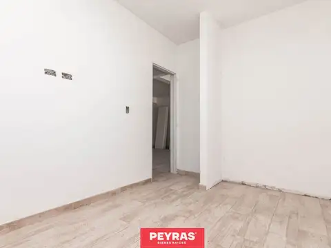 4 Ambientes a Estrenar con 2 Cocheras