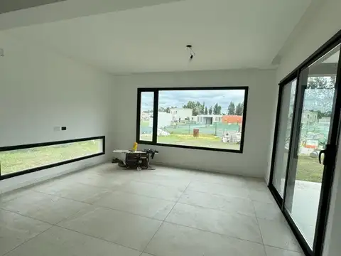 Casa en Venta en Santa Ana, USD 398.000