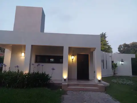 Casa en Venta de 3 dormitorios