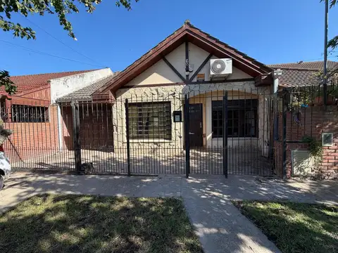 Casa en Barrio Los Pinares