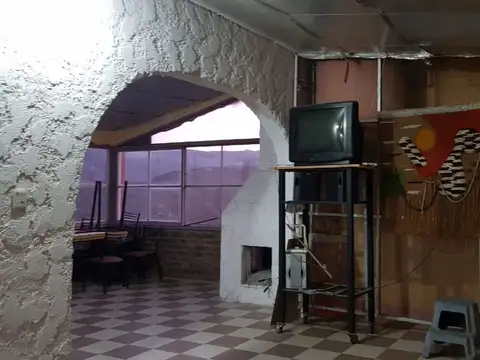 Casa 4 ambientes con 3 baños