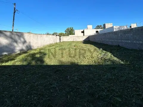 TERRENO EN VENTA | CALLE 153 ESQ 41 | LOS HORNOS - LA PLATA