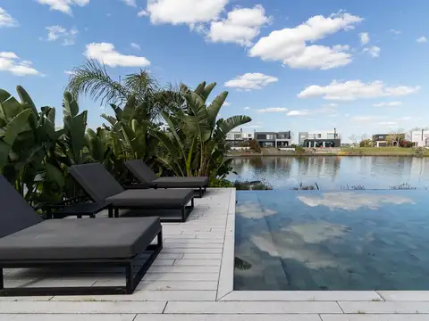 Casa en Venta en Puertos - Barrio Marinas, USD 1.250.000