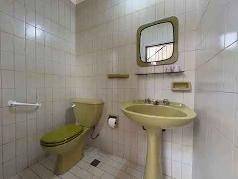 Depto Tipo Casa en Venta 56 años