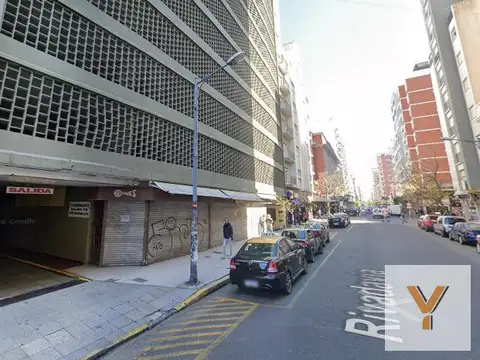 Rivadavia e/ Corrientes y Entre Ríos