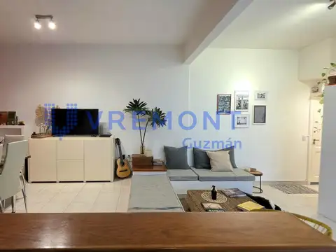 Depto Tipo Casa en Venta en Flores, USD 179.000