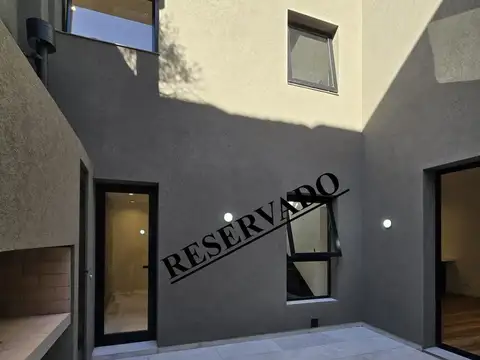 Exclusivo PH de 4 Amb. con Patio en Caballito