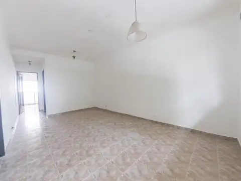 Depto Tipo Casa en Alquiler de 2 ambientes