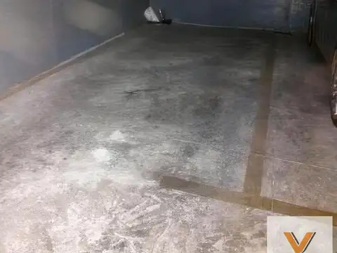 Cochera en venta - 25Mts2 - Abasto