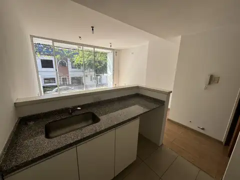 Departamento en Alquiler en Luis Agote, $ 380.000