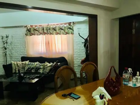 Casa en Venta en Ramos Mejia Sur, USD 160.000