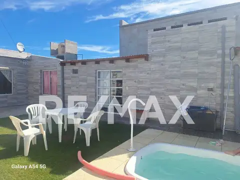 Banco Reparo. Entre Calle Canal Escondido y Calle Bajo del Carmen. Las Grutas 1500