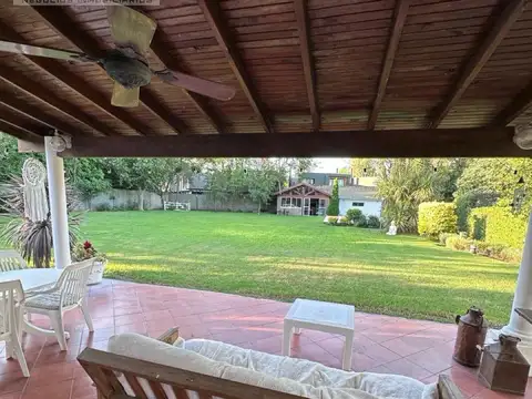 Casa en Venta en Manuel Alberti, USD 400.000