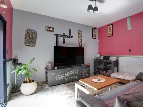 Venta Casa 4 Ambientes Lomas del Mirador