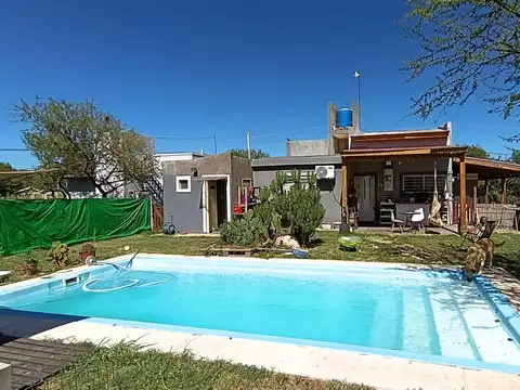 Casa en venta con pileta + monoambiente Merlo San Luis