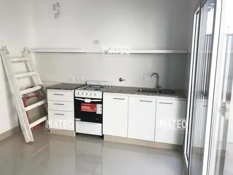 Casa 3 ambientes con 2 baños