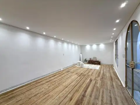 Depto Tipo Casa en Venta de 4 ambientes