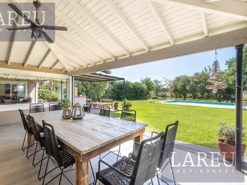 Casa en Venta de 5 dormitorios