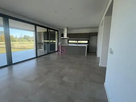 Casa en Venta en Pilar Golf Club, USD 458.000