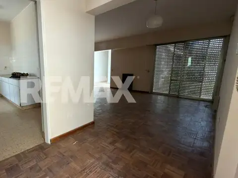 Casa 7 ambientes con 3 baños