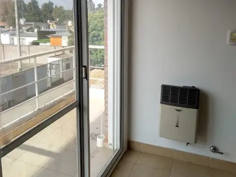 PELLEGRINI 4300 , CON COCHERA