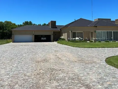 Casa en Venta en Tres Sargentos, USD 1.400.000