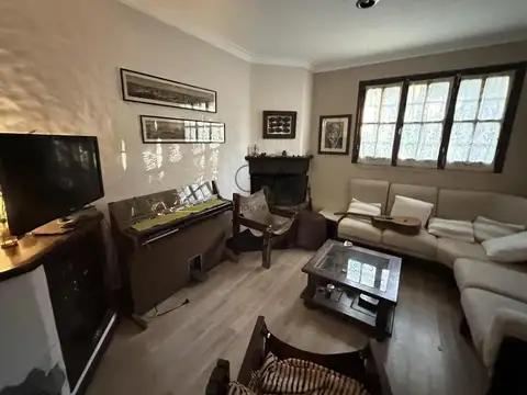 Larrea 661, B7602EXN Mar del Plata, Provincia de Buenos Aires, Argentina, Mar Del Plata, Buenos Aires, Argentina.