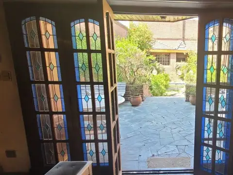 Casa en Venta con 7 cocheras