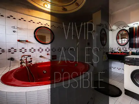 Casa 5 ambientes con 8 baños