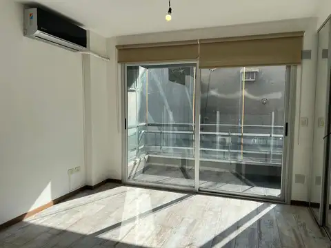 Depto Tipo Casa en Alquiler de Monoambiente