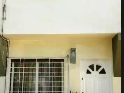 Duplex en venta en Ituzaingo Norte.