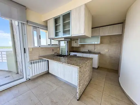 Departamento 3 ambientes con 3 baños