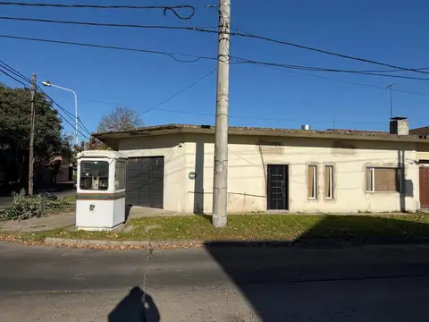 Depto Tipo Casa en Venta en Ramos Mejia, USD 210.000
