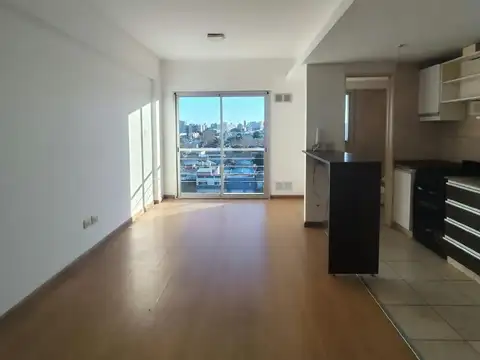 H Yrigoyen 400, Piso 6°
