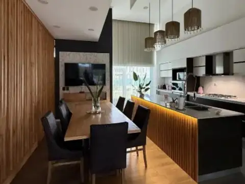 Casa en Venta en Lagos De Canning, USD 395.000
