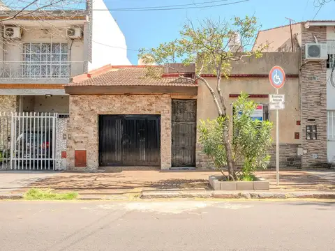 VENTA CASA MULTIFAMILIAR  3 AMB + PH 3 AMB+QUINCHO
