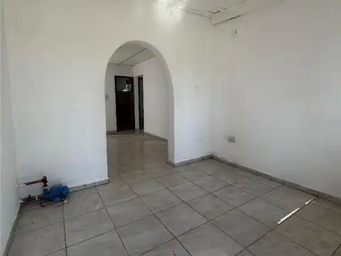 Avenida Coronel E. Rostongo 800