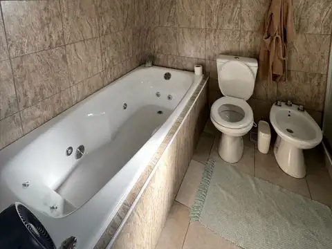 CasaQuinta Muy Buen Estado