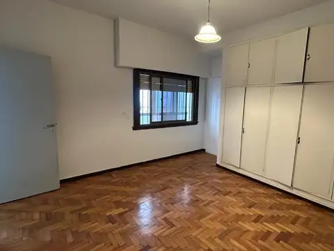 Depto Tipo Casa 4 ambientes con 2 baños