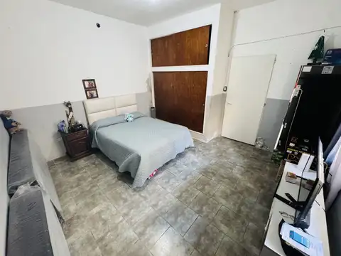 Depto Tipo Casa en Venta en Lanus Oeste, USD 59.000