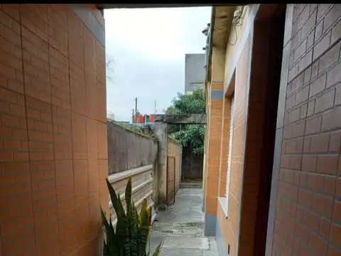 CASA DE 3 AMBIENTES EN LA TABLADA