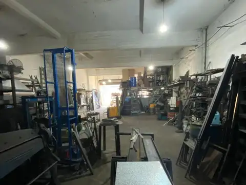 Galpon en Venta en Tablada, USD 215.000