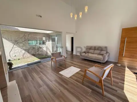 Casa en Alquiler A Estrenar