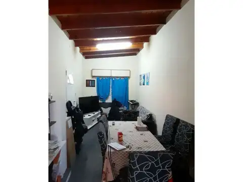 Casa 3 ambientes con 1 baño