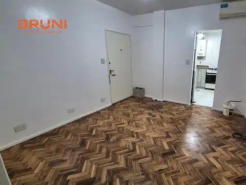 Oficina en Alquiler en Parque Rivadavia, $ 550.000